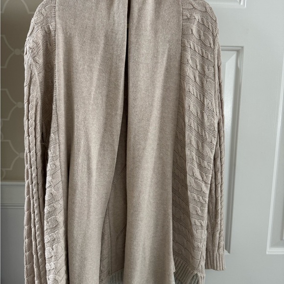 Market & Spruce Palessi Double Hem Cable Knit Cotton Blend Cardigan - Picture 2 of 5